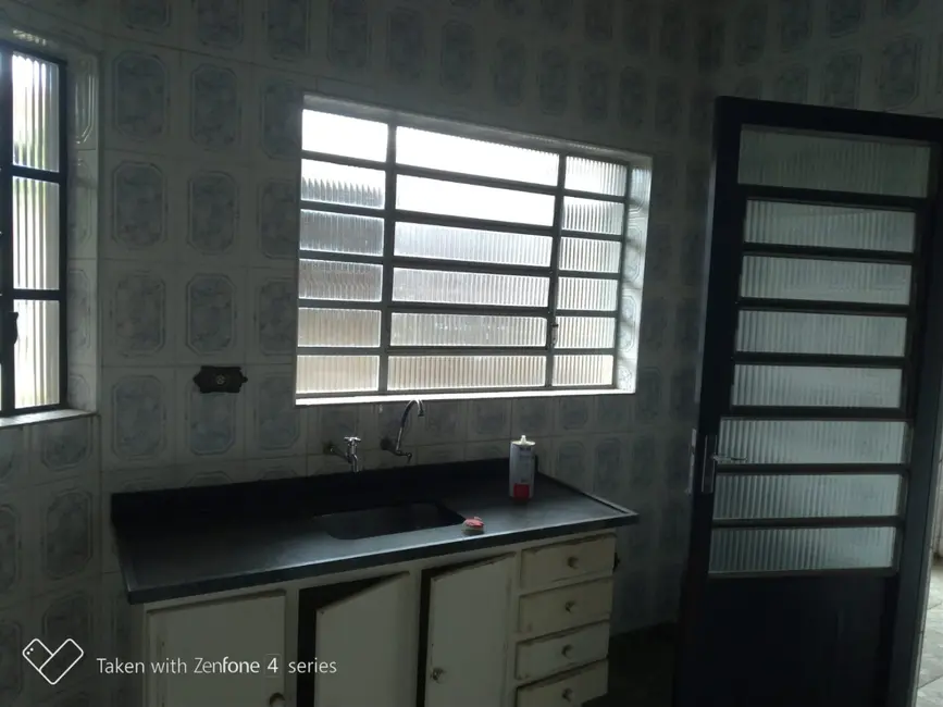 Foto 7 de Casa com 2 quartos à venda, 120m2 em Jardim Gurilândia, Taubate - SP