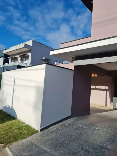 Foto 5 de Sobrado com 3 quartos à venda, 173m2 em Parque São Domingos, Pindamonhangaba - SP