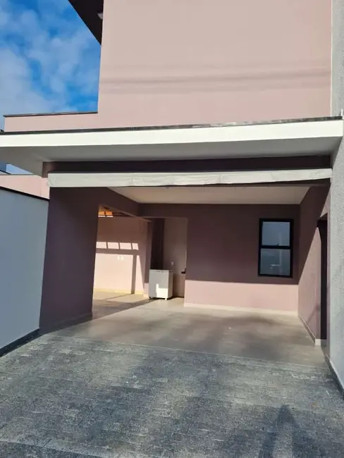 Foto 3 de Sobrado com 3 quartos à venda, 173m2 em Parque São Domingos, Pindamonhangaba - SP