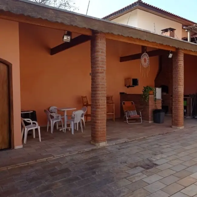 Foto 7 de Sobrado com 4 quartos à venda, 338m2 em Campos Elíseos, Taubate - SP