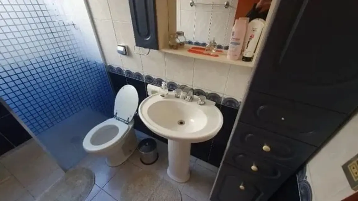 Foto 6 de Casa com 3 quartos à venda, 190m2 em Jardim Maria Cândida, Cacapava - SP