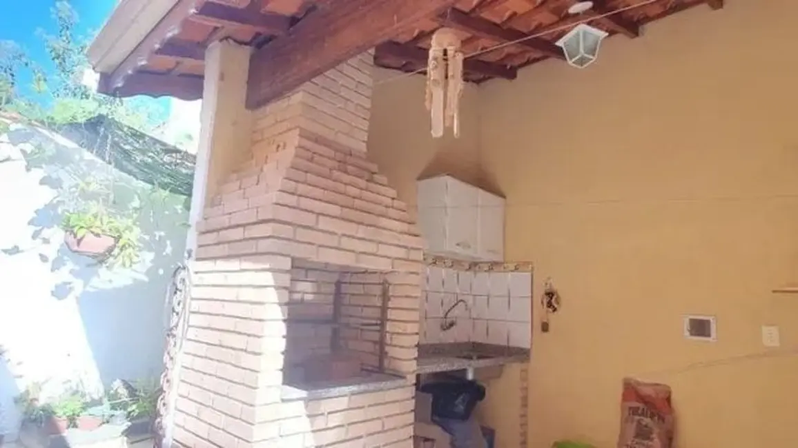 Foto 5 de Casa com 3 quartos à venda, 190m2 em Jardim Maria Cândida, Cacapava - SP