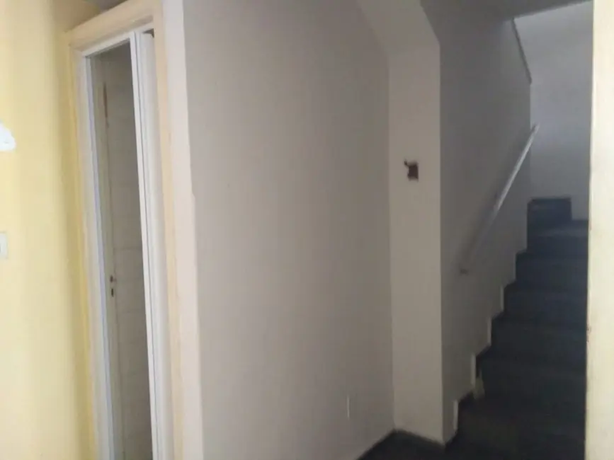 Foto 5 de Sobrado com 3 quartos à venda, 180m2 em Centro, Taubate - SP