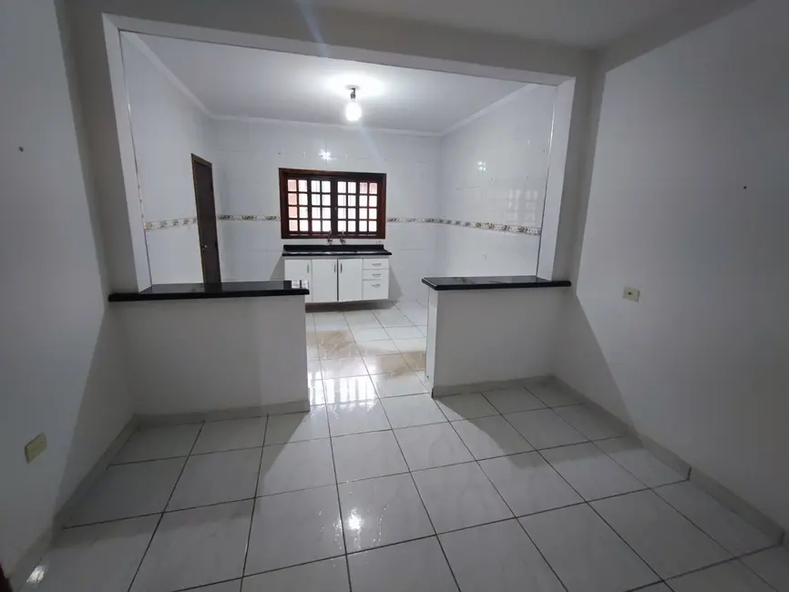 Foto 4 de Sobrado com 3 quartos à venda, 200m2 em Bela Vista, Pindamonhangaba - SP