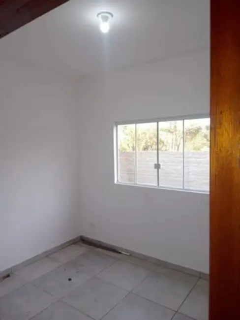 Foto 5 de Casa com 2 quartos à venda, 125m2 em Tremembe - SP