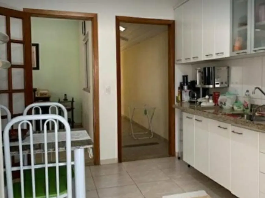 Foto 7 de Sobrado com 4 quartos à venda, 220m2 em Parque São Luís, Taubate - SP