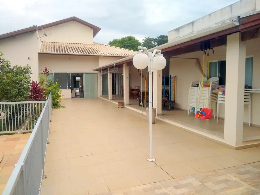Foto 2 de Casa de Condomínio com 5 quartos à venda, 260m2 em São Dimas, Guaratingueta - SP