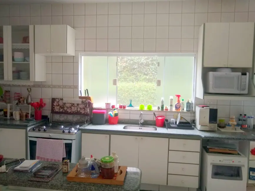 Foto 5 de Casa de Condomínio com 5 quartos à venda, 260m2 em São Dimas, Guaratingueta - SP