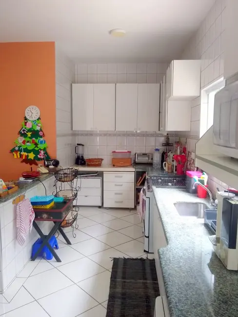 Foto 7 de Casa de Condomínio com 5 quartos à venda, 260m2 em São Dimas, Guaratingueta - SP