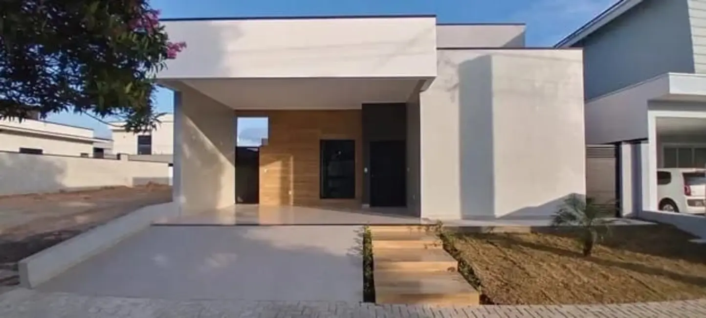 Foto 1 de Casa de Condomínio com 3 quartos à venda, 183m2 em Piracangaguá, Taubate - SP