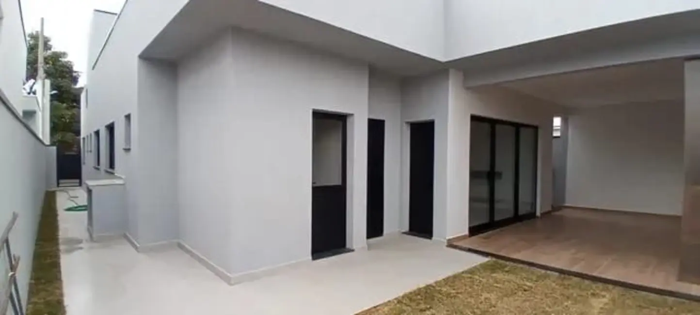 Foto 5 de Casa de Condomínio com 3 quartos à venda, 183m2 em Piracangaguá, Taubate - SP