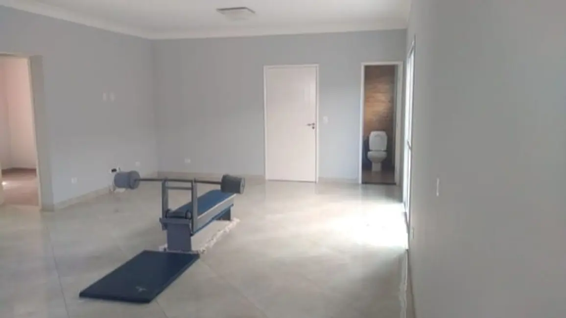 Foto 7 de Sobrado com 6 quartos à venda, 276m2 em Bairro do Grama, Cacapava - SP