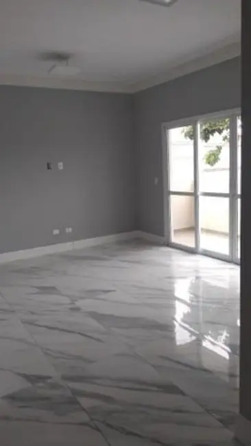 Foto 3 de Sobrado com 6 quartos à venda, 276m2 em Bairro do Grama, Cacapava - SP