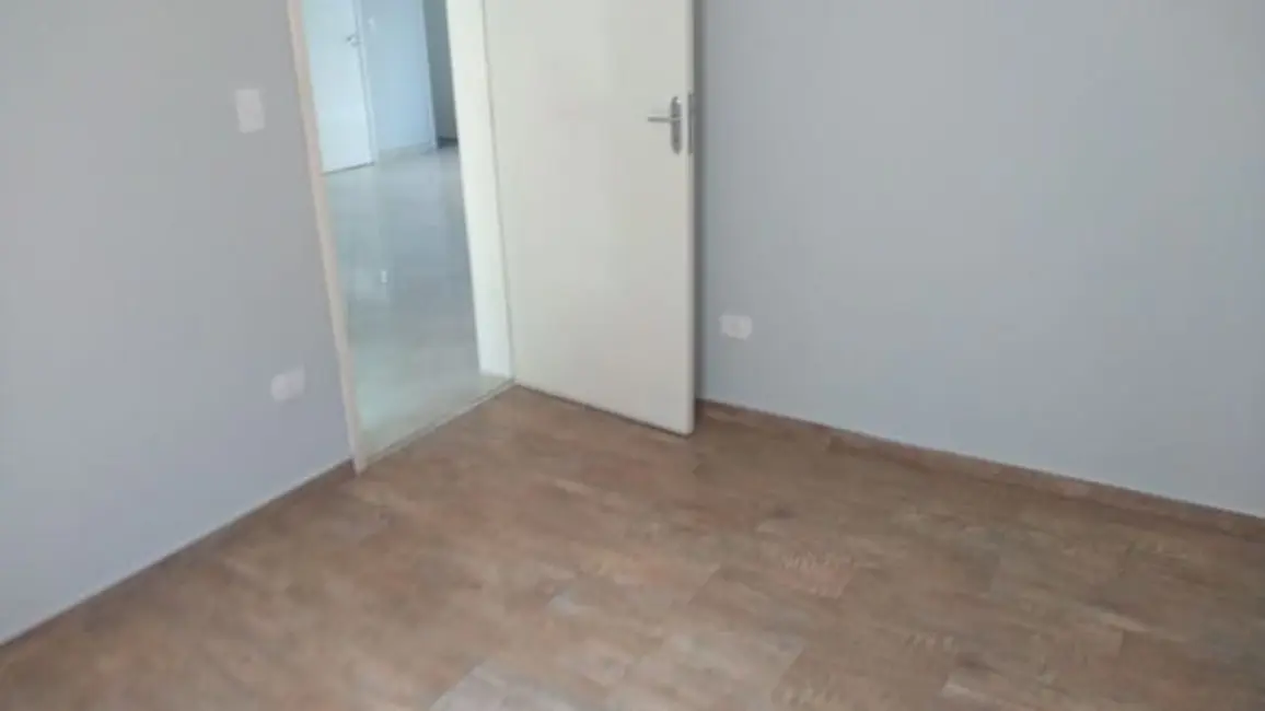 Foto 4 de Sobrado com 6 quartos à venda, 276m2 em Bairro do Grama, Cacapava - SP