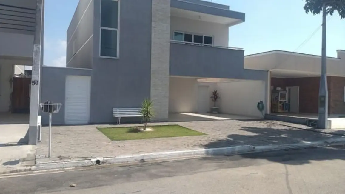 Foto 1 de Sobrado com 6 quartos à venda, 276m2 em Bairro do Grama, Cacapava - SP