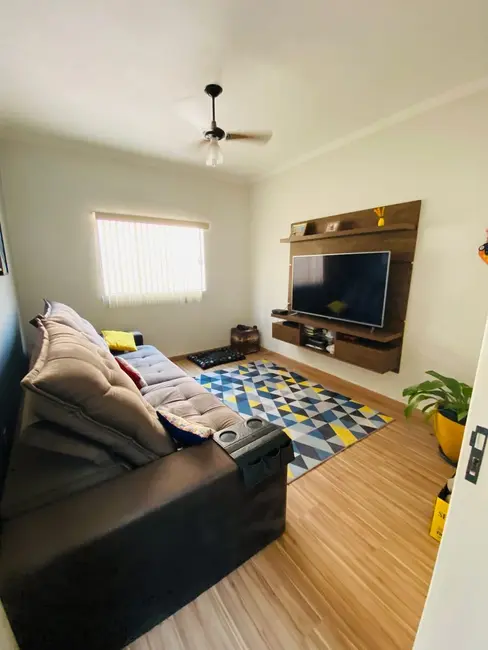 Foto 2 de Sobrado com 4 quartos à venda, 293m2 em Pindamonhangaba - SP