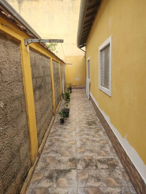 Foto 8 de Casa com 2 quartos à venda, 65m2 em Pindamonhangaba - SP