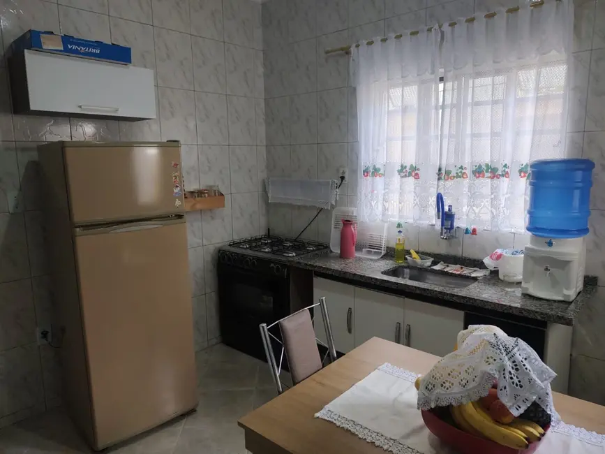 Foto 2 de Casa com 2 quartos à venda, 65m2 em Pindamonhangaba - SP