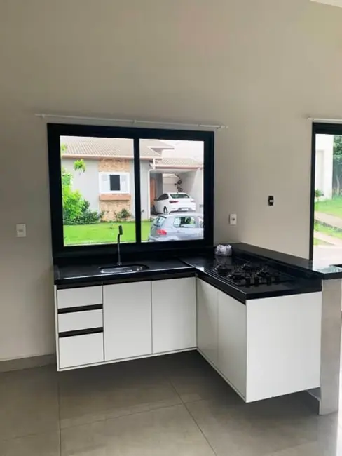 Foto 4 de Casa de Condomínio com 2 quartos à venda, 88m2 em Pindamonhangaba - SP