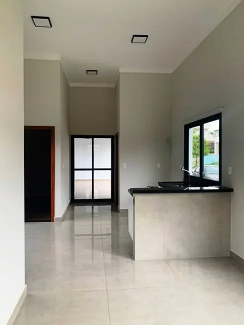 Foto 2 de Casa de Condomínio com 2 quartos à venda, 88m2 em Pindamonhangaba - SP