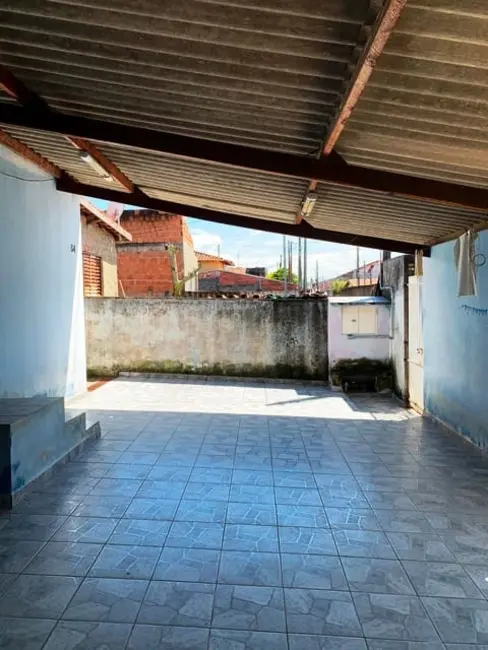 Foto 4 de Casa com 2 quartos à venda, 137m2 em Conjunto Residencial Araretama, Pindamonhangaba - SP