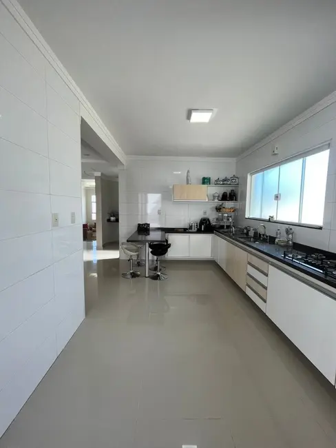 Casa de Condomínio com 4 quartos à venda, 253m2 em Sao Jose Dos Campos - SP - imagem 7 Foto 7 de Casa de Condomínio com 4 quartos à venda, 253m2 em Sao Jose Dos Campos - SP