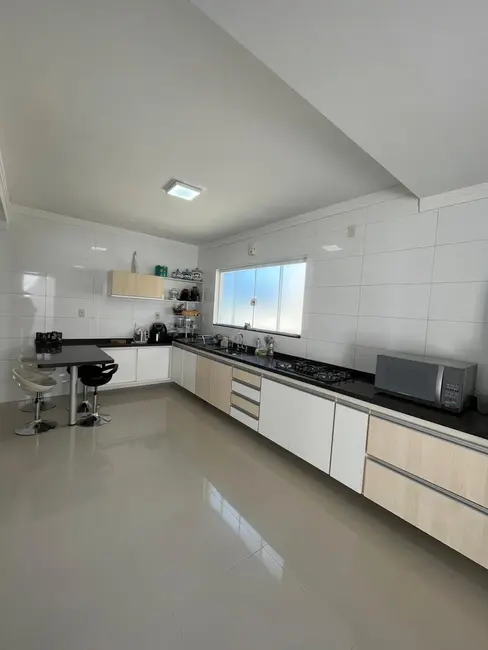 Casa de Condomínio com 4 quartos à venda, 253m2 em Sao Jose Dos Campos - SP - imagem 9 Foto 9 de Casa de Condomínio com 4 quartos à venda, 253m2 em Sao Jose Dos Campos - SP