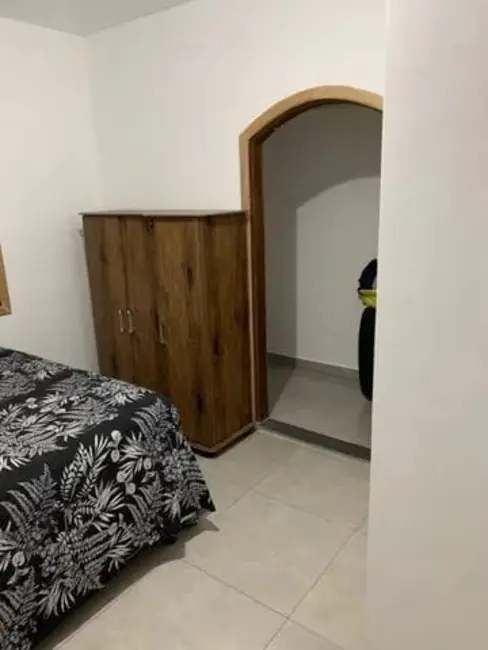 Foto 7 de Casa com 4 quartos à venda, 247m2 em Jardim Canuto Borges, Taubate - SP