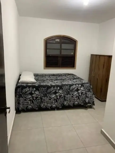 Foto 1 de Casa com 4 quartos à venda, 247m2 em Jardim Canuto Borges, Taubate - SP