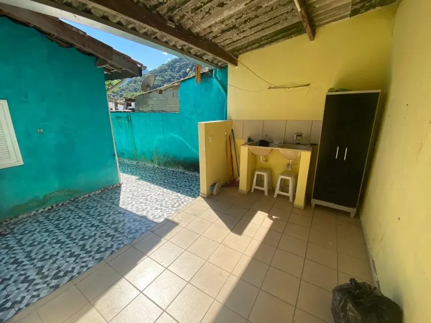 Foto 3 de Casa com 2 quartos à venda, 160m2 em Ubatuba - SP