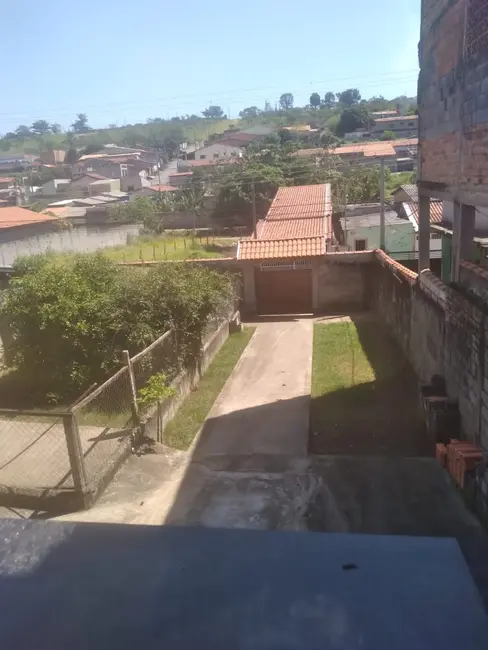 Foto 2 de Casa à venda, 400m2 em Chácara São Silvestre, Taubate - SP