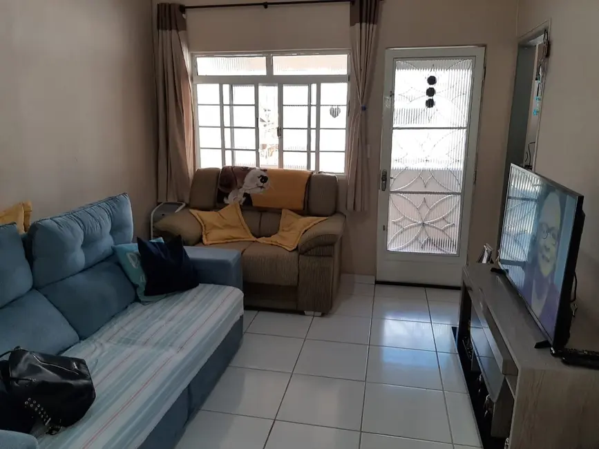 Casa com 2 quartos à venda, 65m2 em Aparecida - SP - imagem 7 Foto 7 de Casa com 2 quartos à venda, 65m2 em Aparecida - SP