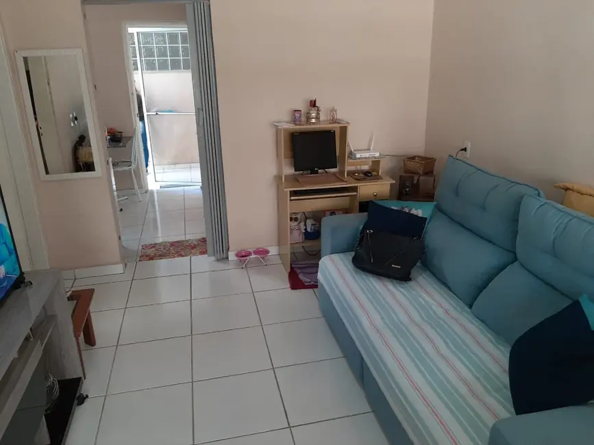 Casa com 2 quartos à venda, 65m2 em Aparecida - SP - imagem 6 Foto 6 de Casa com 2 quartos à venda, 65m2 em Aparecida - SP