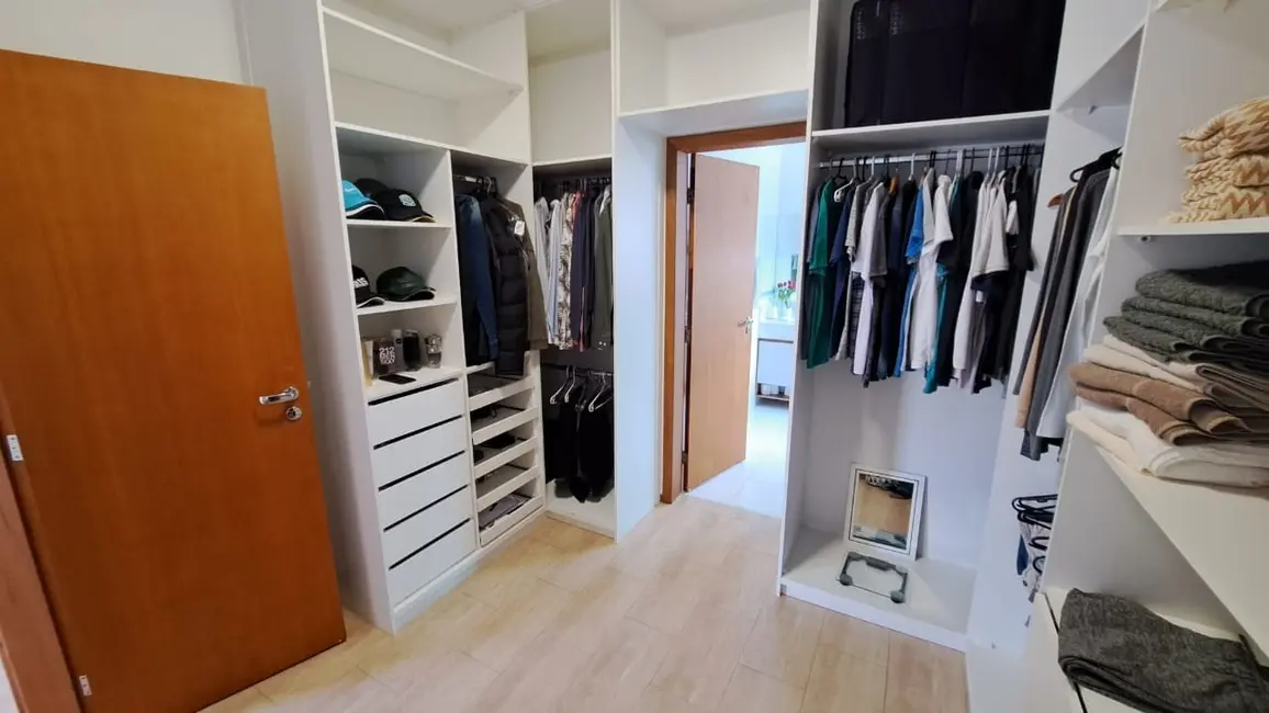 Foto 9 de Casa de Condomínio com 3 quartos à venda, 248m2 em Sao Jose Dos Campos - SP