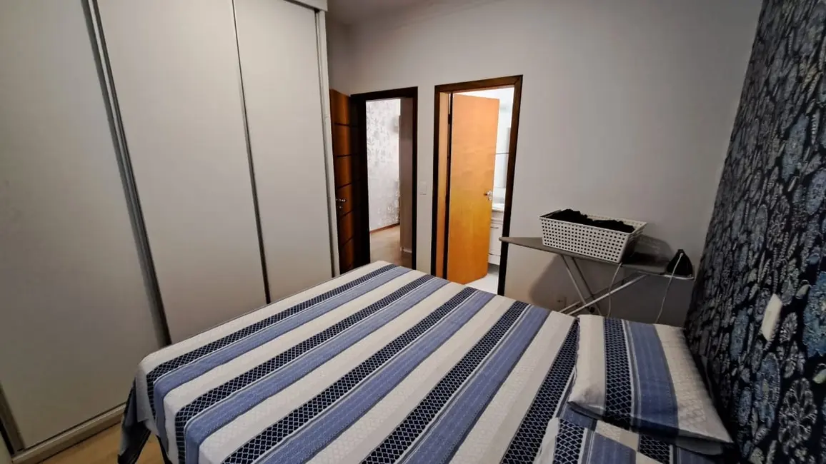 Foto 1 de Casa de Condomínio com 3 quartos à venda, 248m2 em Sao Jose Dos Campos - SP