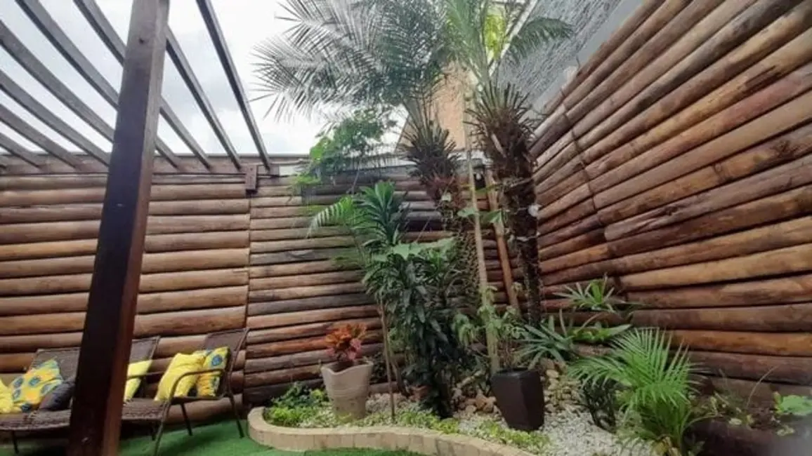 Casa com 3 quartos à venda, 300m2 em Taubate - SP - imagem 3 Foto 3 de Casa com 3 quartos à venda, 300m2 em Taubate - SP