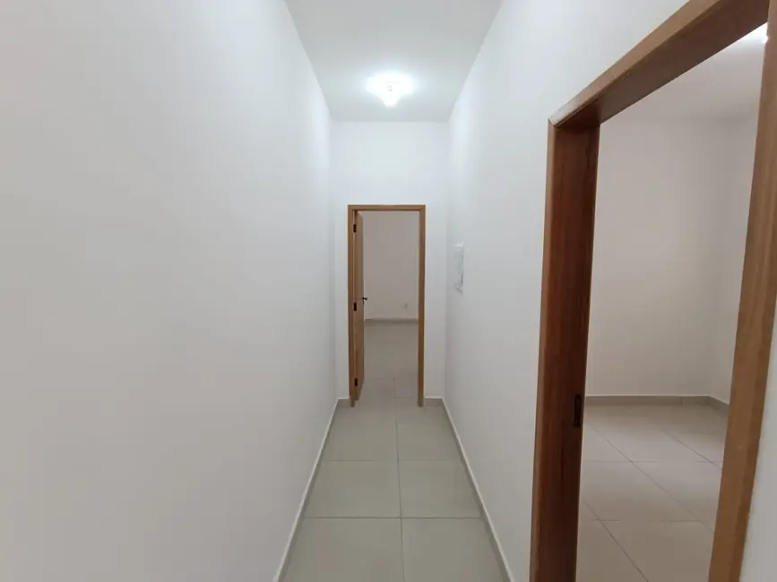 Foto 8 de Casa com 2 quartos à venda, 147m2 em Vila Bela, Taubate - SP