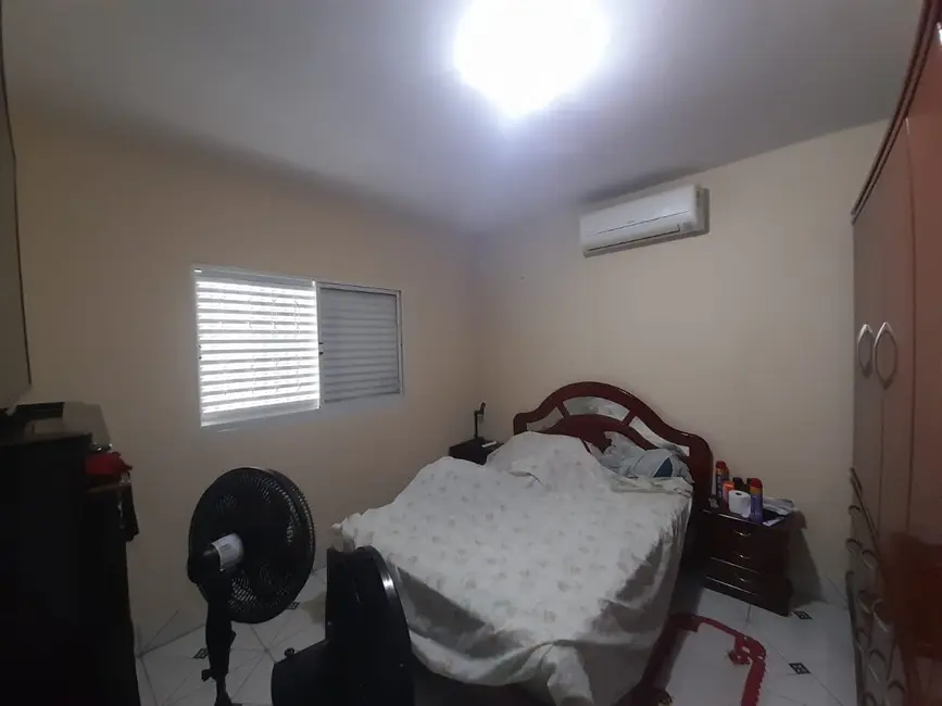 Foto 5 de Casa com 2 quartos à venda, 115m2 em Tremembe - SP