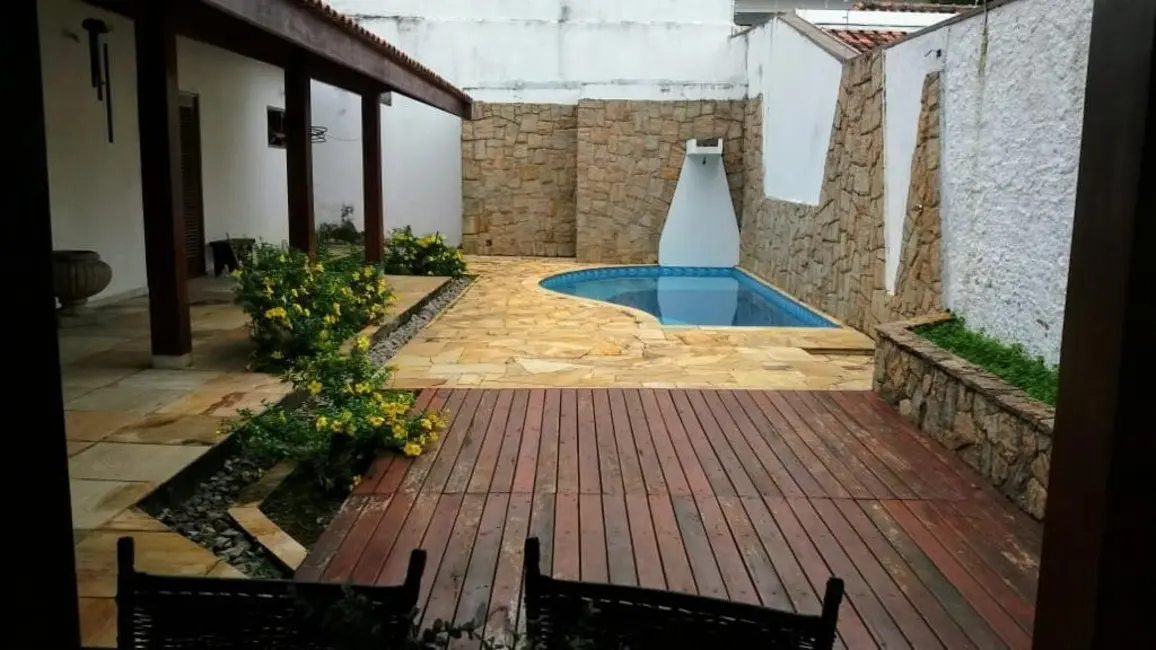 Foto 8 de Casa com 3 quartos à venda, 350m2 em Jardim das Nações, Taubate - SP