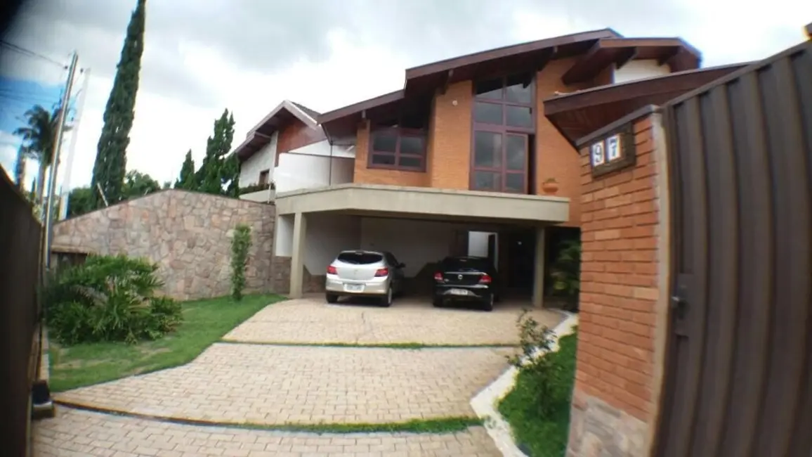 Foto 1 de Casa com 3 quartos à venda, 350m2 em Jardim das Nações, Taubate - SP