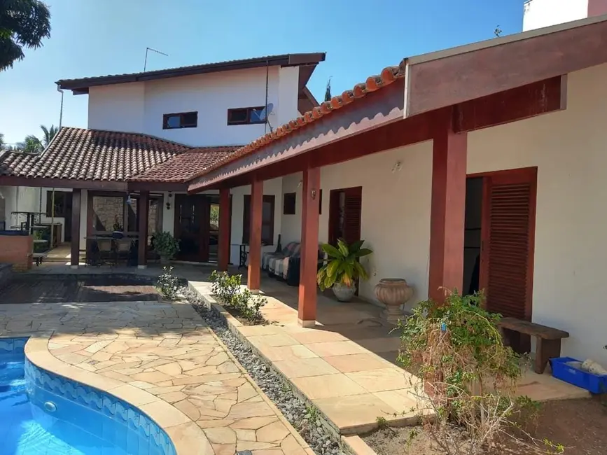 Foto 4 de Casa com 3 quartos à venda, 350m2 em Jardim das Nações, Taubate - SP