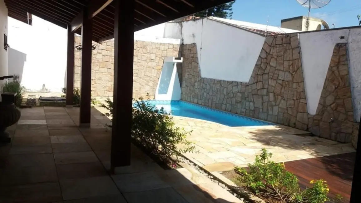 Foto 5 de Casa com 3 quartos à venda, 350m2 em Jardim das Nações, Taubate - SP