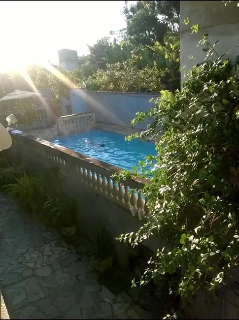 Foto 2 de Casa com 9 quartos à venda, 600m2 em Pindamonhangaba - SP