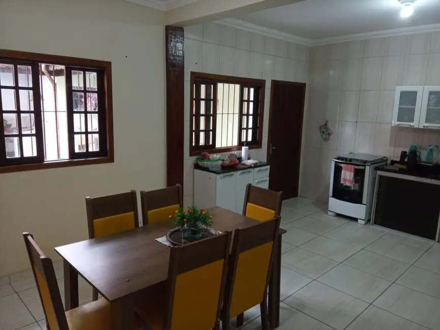 Foto 3 de Sobrado com 3 quartos à venda, 165m2 em Residencial e Comercial Cidade Morumbi, Pindamonhangaba - SP