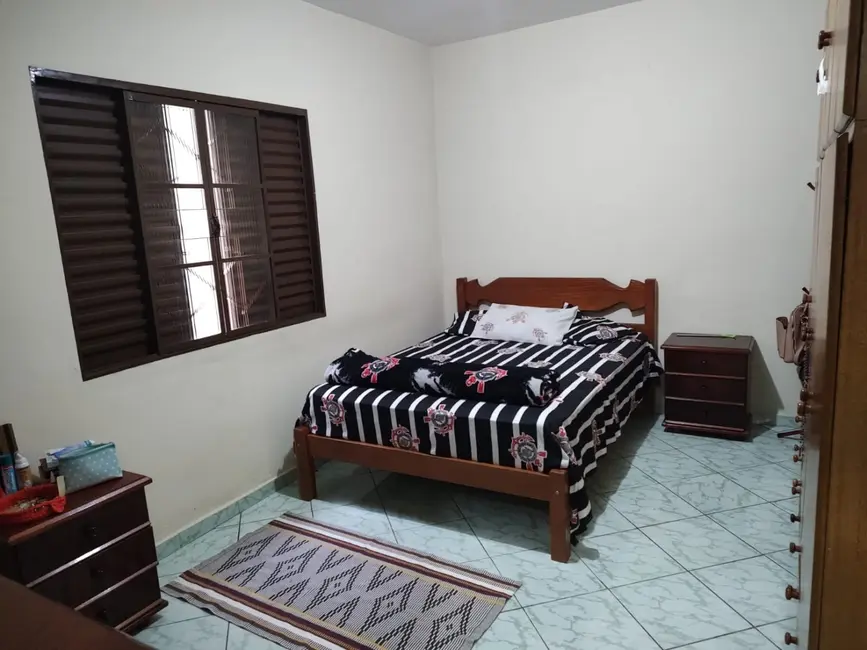 Foto 9 de Casa à venda, 260m2 em Crispim, Pindamonhangaba - SP
