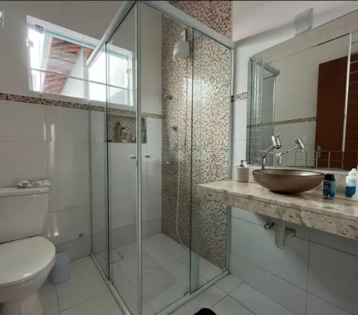 Foto 5 de Casa com 2 quartos à venda, 125m2 em Esplanada Independência, Taubate - SP