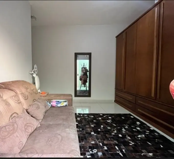 Foto 4 de Casa com 2 quartos à venda, 125m2 em Esplanada Independência, Taubate - SP