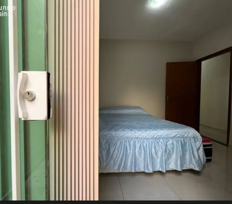 Foto 2 de Casa com 2 quartos à venda, 125m2 em Esplanada Independência, Taubate - SP