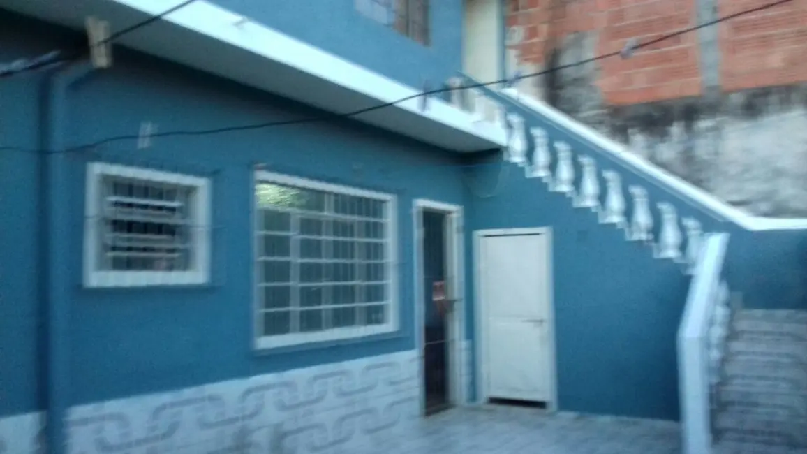 Foto 1 de Sobrado com 3 quartos à venda, 250m2 em Aparecida - SP