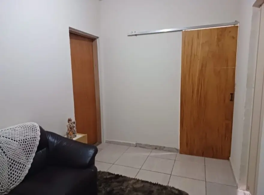 Foto 5 de Casa com 3 quartos à venda, 94m2 em Parque Shangri-lá, Pindamonhangaba - SP